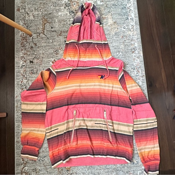 ‼️RARE‼️🎸AVIATOR NATION 🎸🔥NWT🔥 Serape Ninja Pullover Hoodie in
Pink— S - Picture 5 of 15